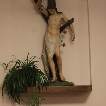Institut St.sebastian Hostel