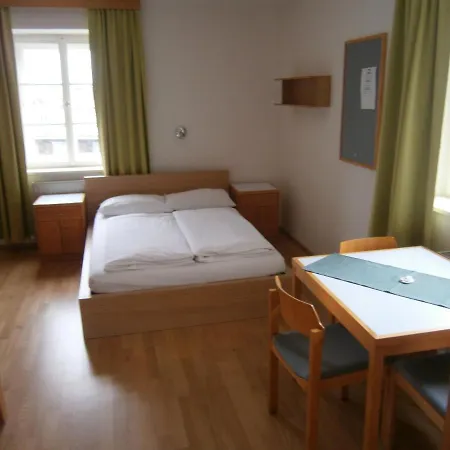 Hostel Institut St.sebastian *