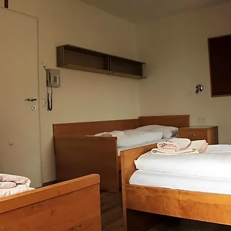 Hostel Institut St.sebastian