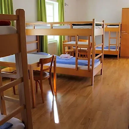 Ostello Institut St.sebastian *