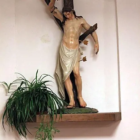 Institut St.sebastian Ostello *