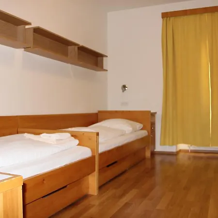 Hostel Institut St.sebastian
