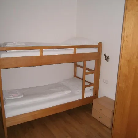 Hostel Institut St.sebastian