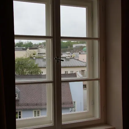 Institut St.sebastian אכסניה